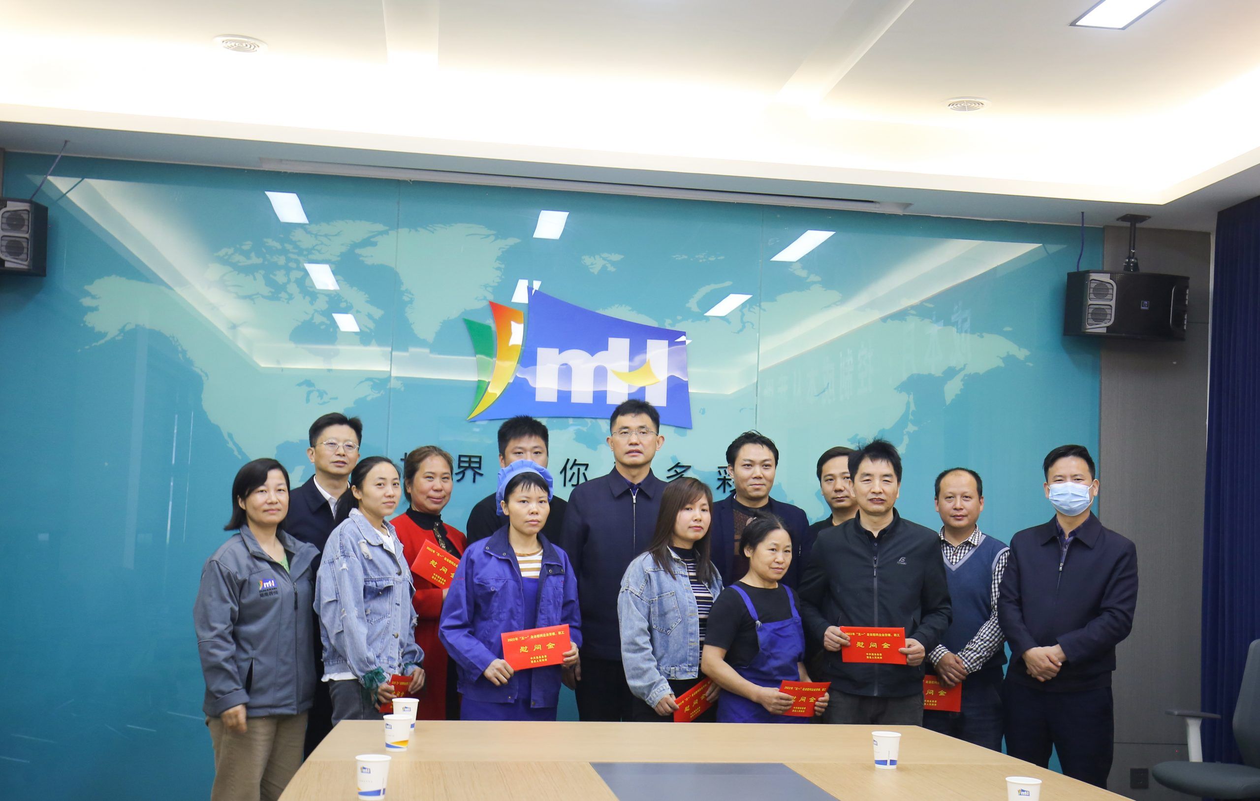 澧縣縣委副書記、縣長王啟武蒞臨湖南萌恒慰問一線員工