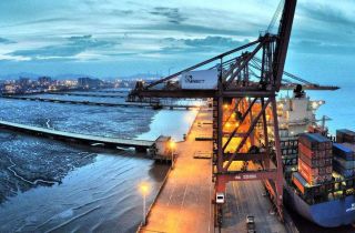 我市一季度外貿成績單出爐 萌恒國貿躋身寧波市出口企業二十強